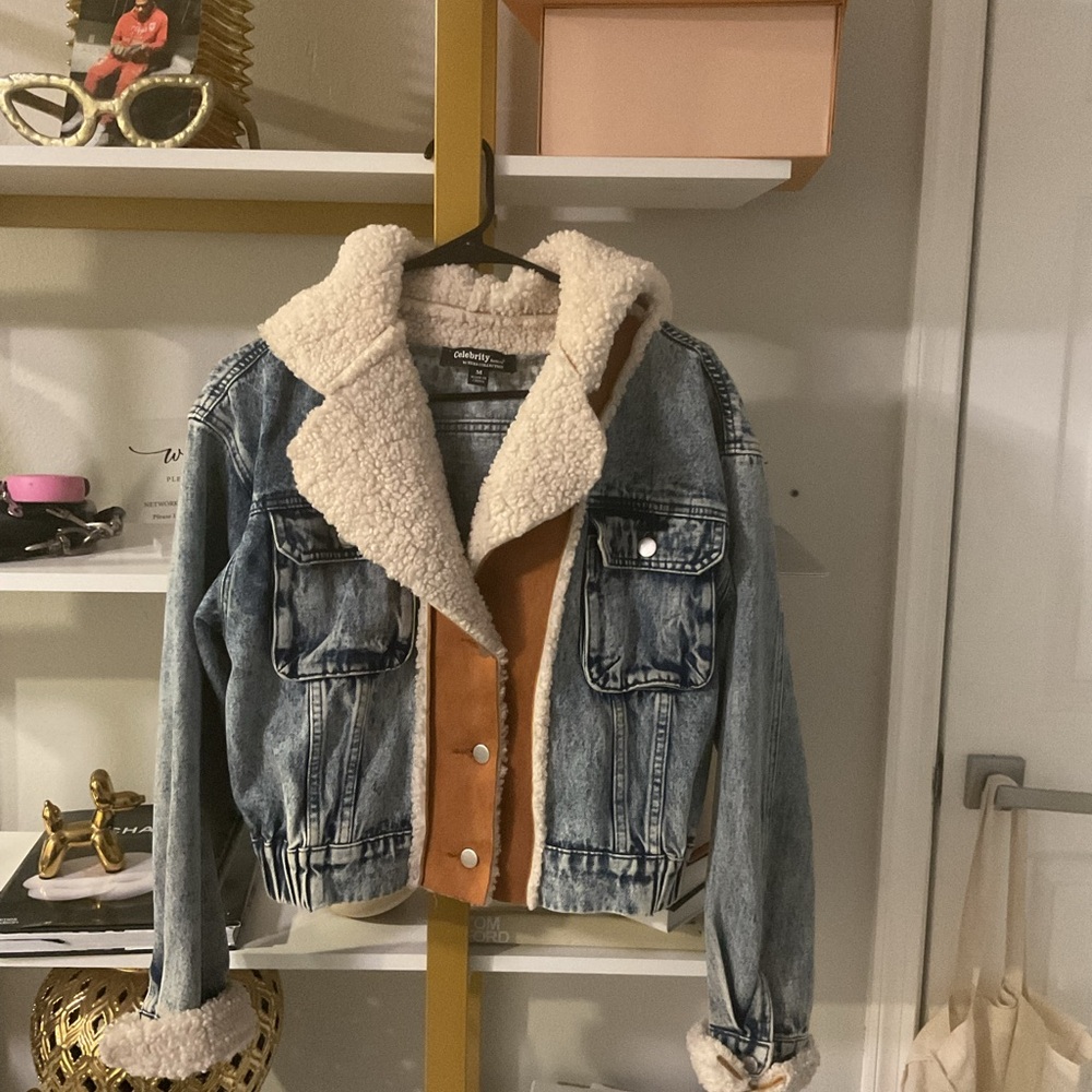 Softly used denim jacket in a sized med, I wish I could fit it, Smoke free home!